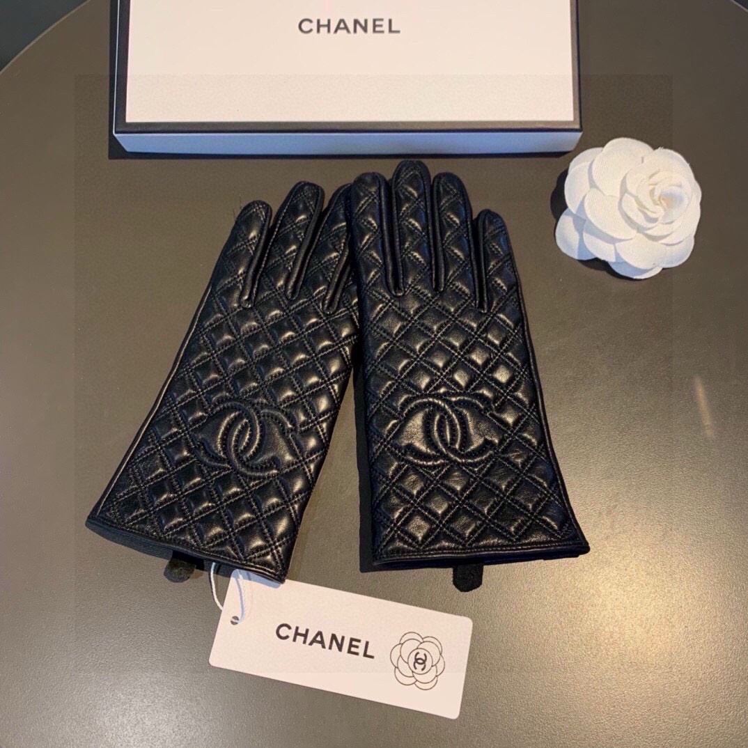 Chanel Gloves