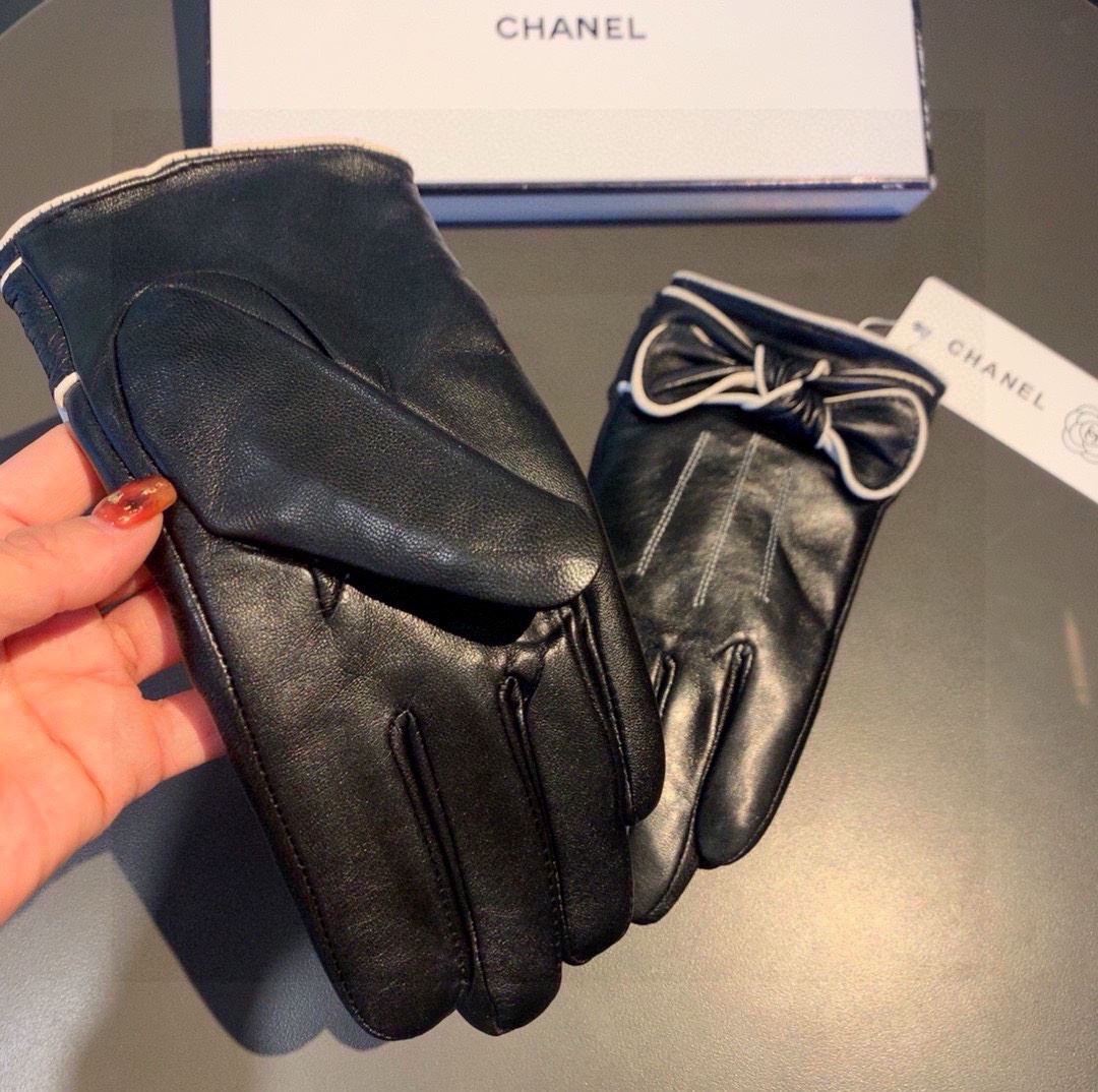 Chanel Gloves