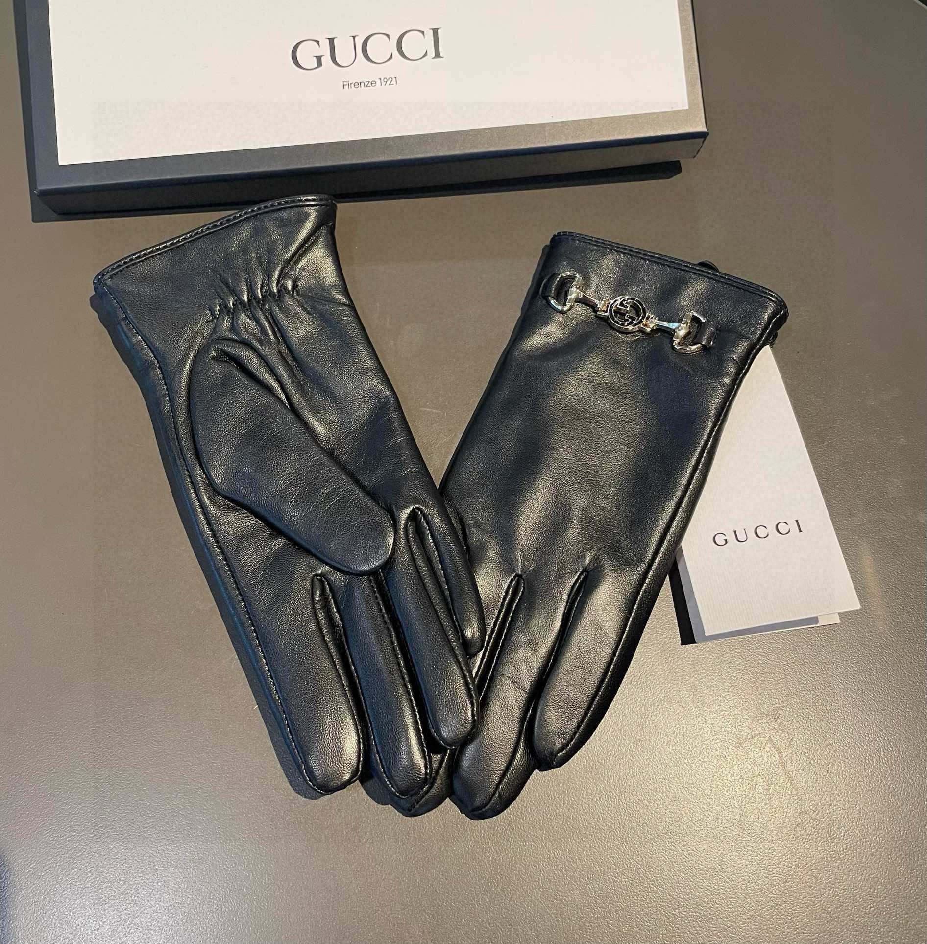 Gucci Gloves