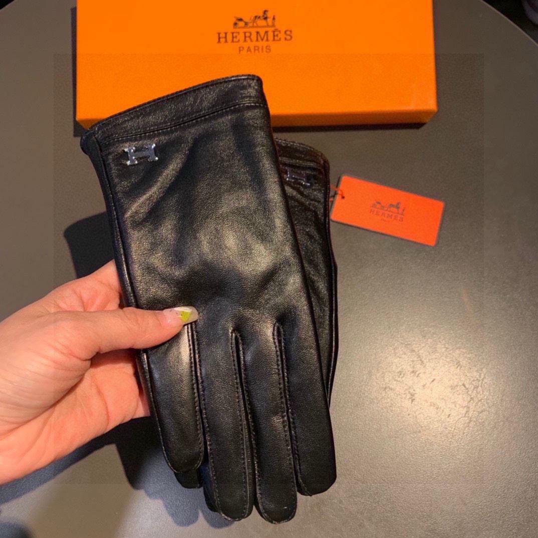 Hermes Gloves