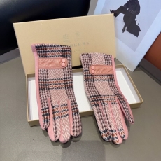 Burberry Gloves