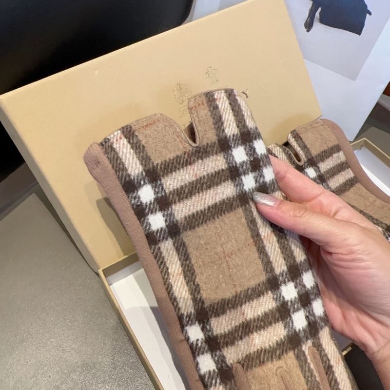 Burberry Gloves