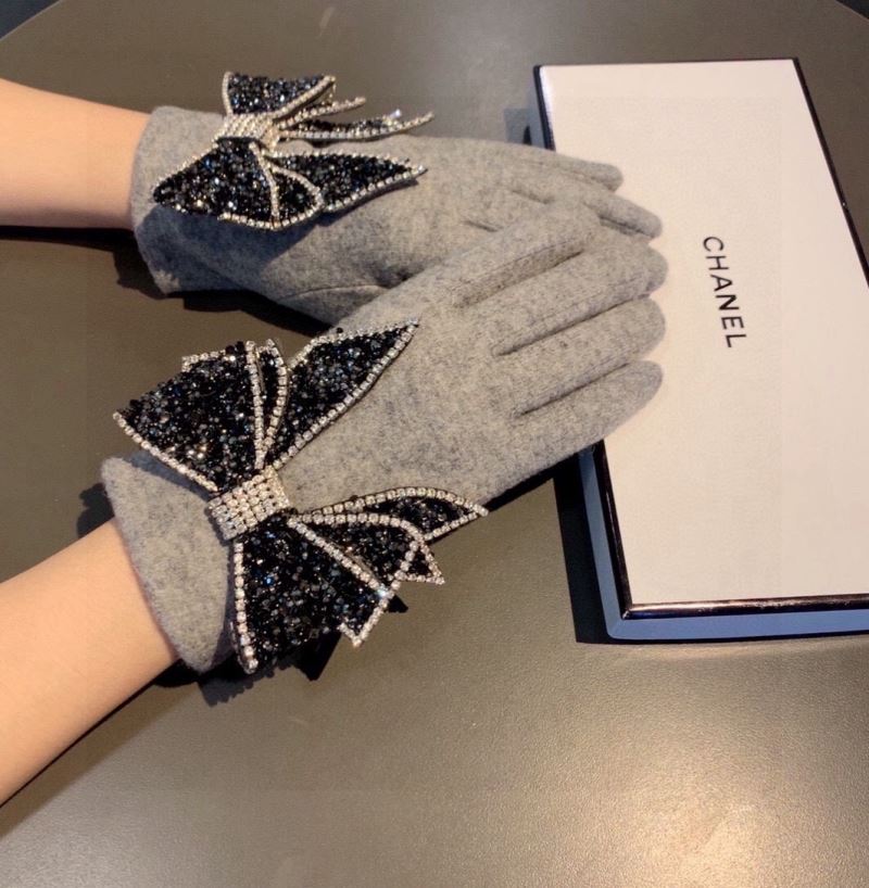 Chanel Gloves