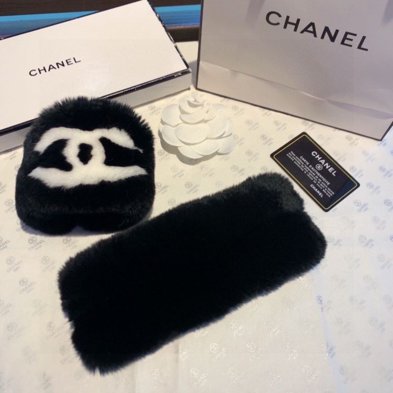 Chanel Gloves