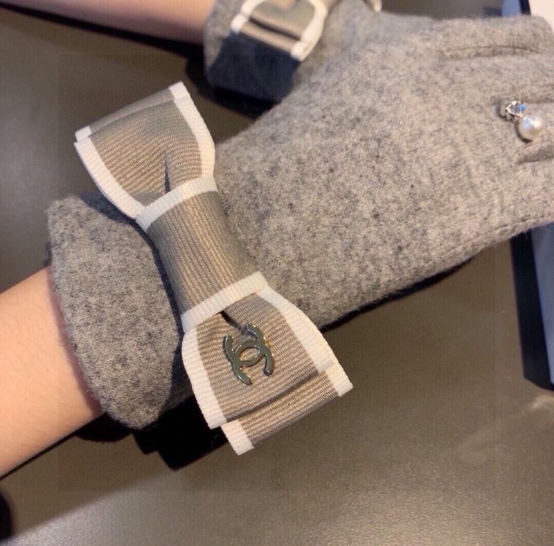 Chanel Gloves