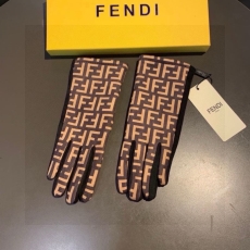 Fendi Gloves