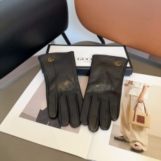 Gucci Gloves