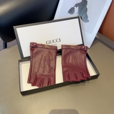 Gucci Gloves