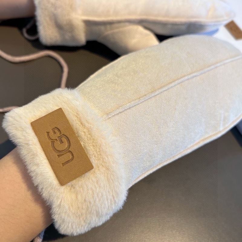 Gucci Gloves