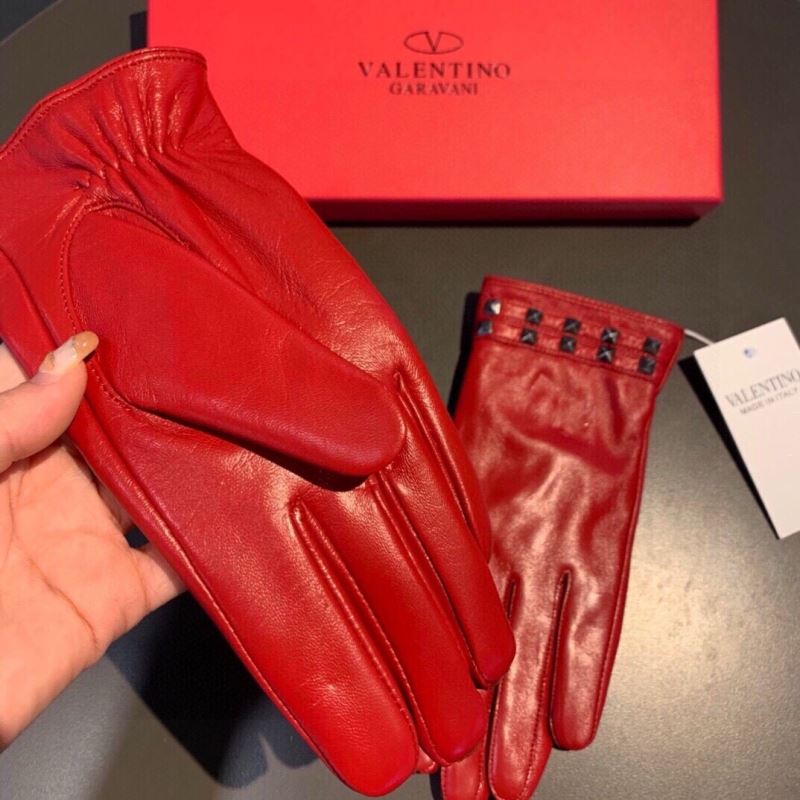 Valentino Gloves