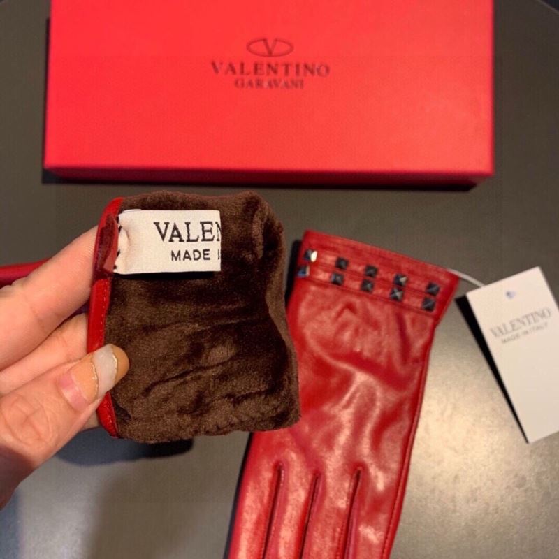 Valentino Gloves