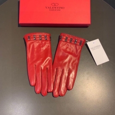 Valentino Gloves