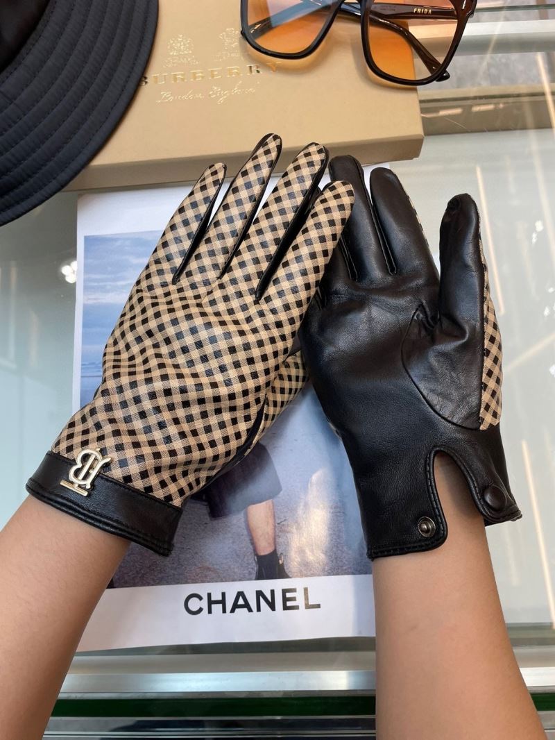 Burberry Gloves