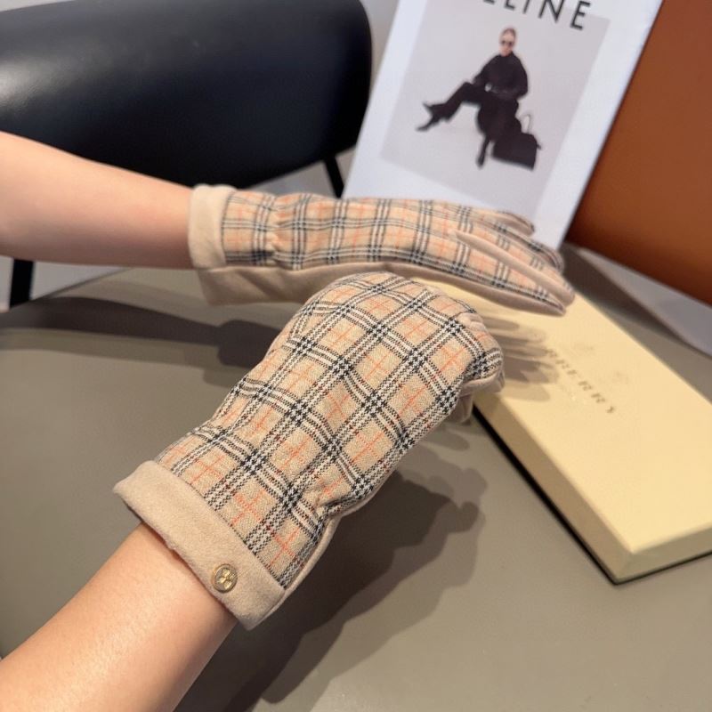 Burberry Gloves