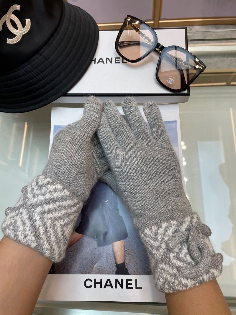 Chanel Gloves