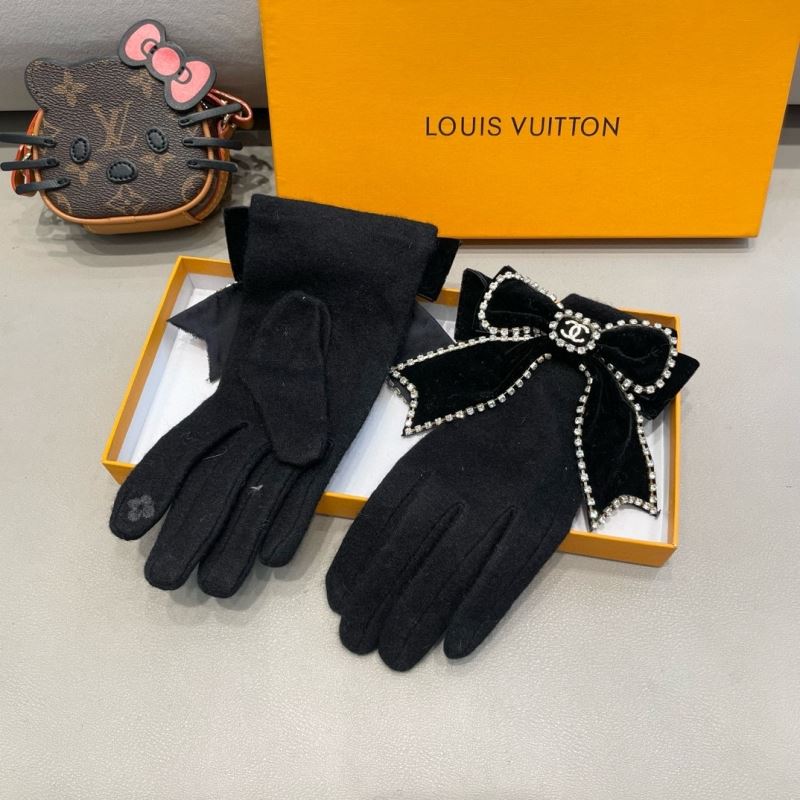 Chanel Gloves