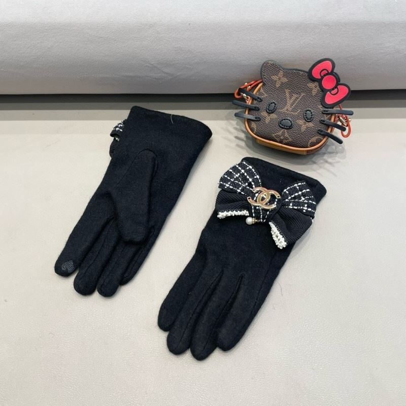 Chanel Gloves