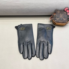 Fendi Gloves