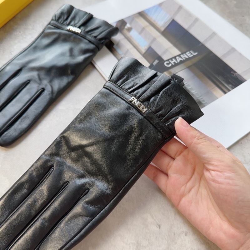 Fendi Gloves