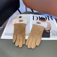 Gucci Gloves