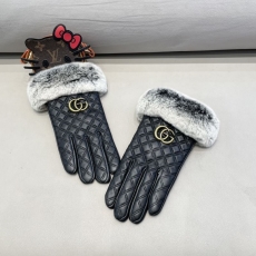 Gucci Gloves