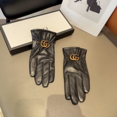 Gucci Gloves