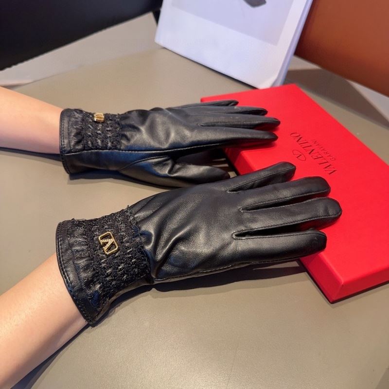 Valentino Gloves