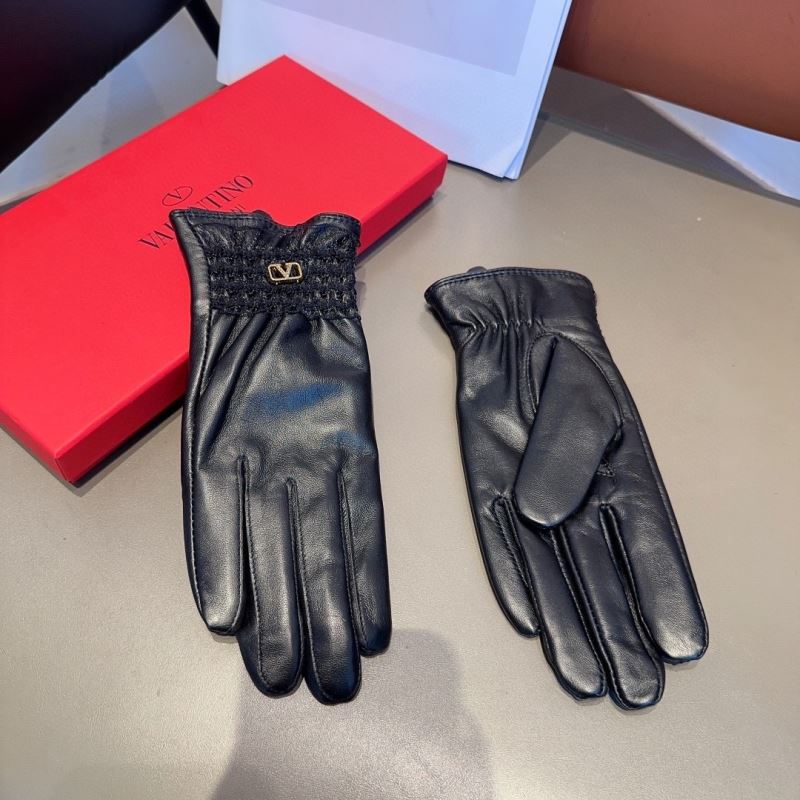 Valentino Gloves