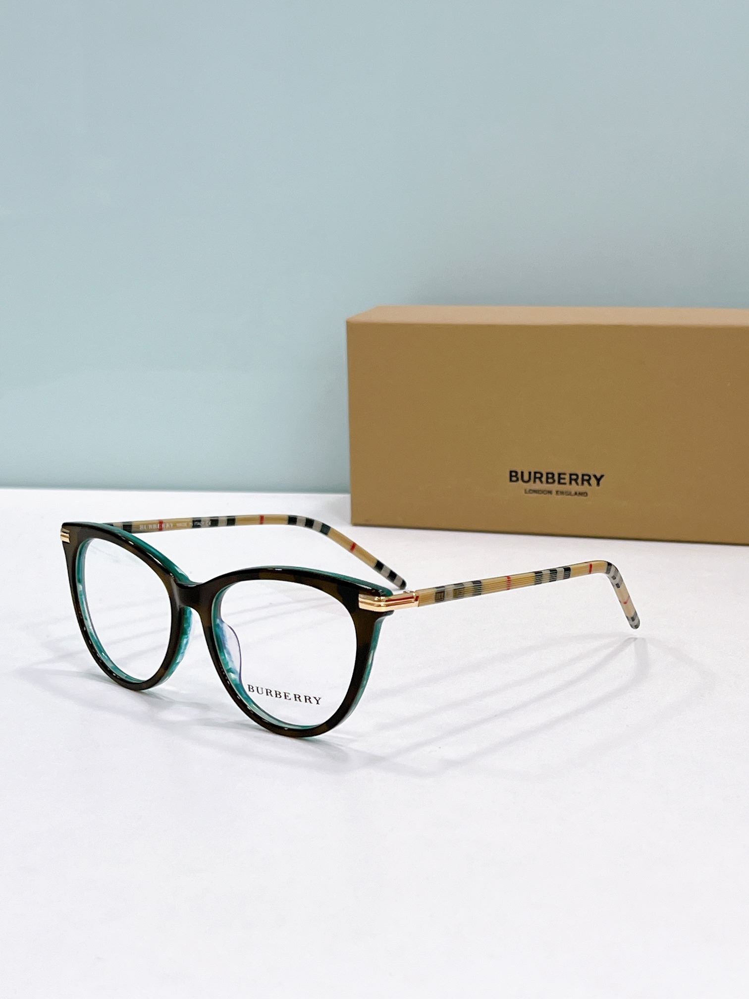 Burberry Sunglasses