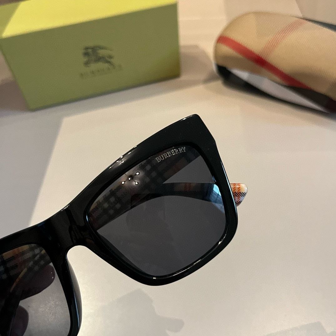 Burberry Sunglasses