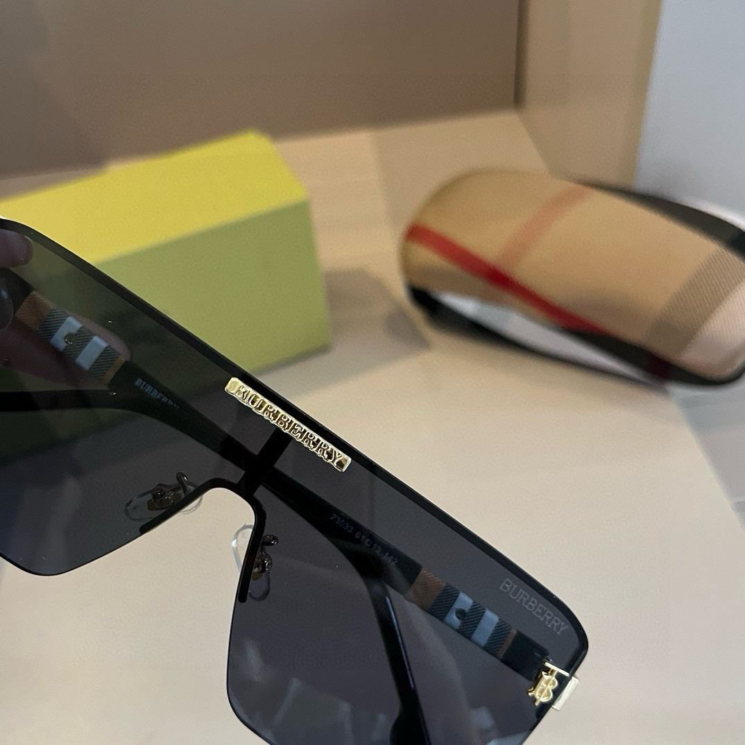 Burberry Sunglasses